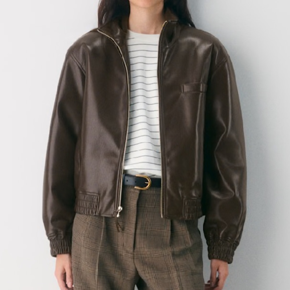 Aritzia Wilfred Josephine Bomber Leather Jacket in Rich Mocha Brown